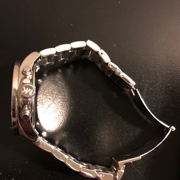 MK chronograph watch - Picture 3 of 3